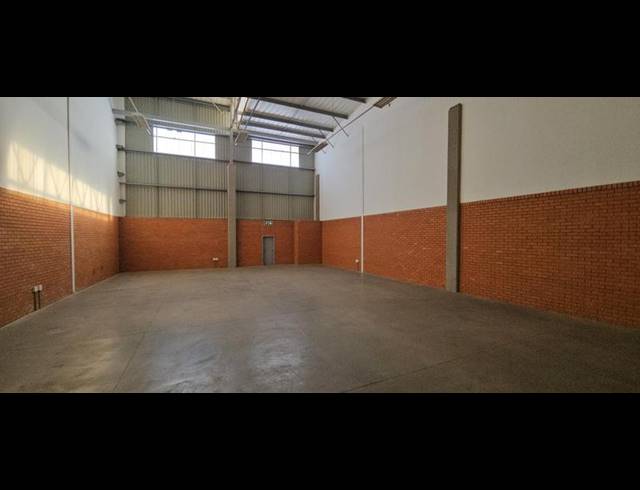 INDUSTRIAL PROPERTY TO RENT IN LONGLAKE